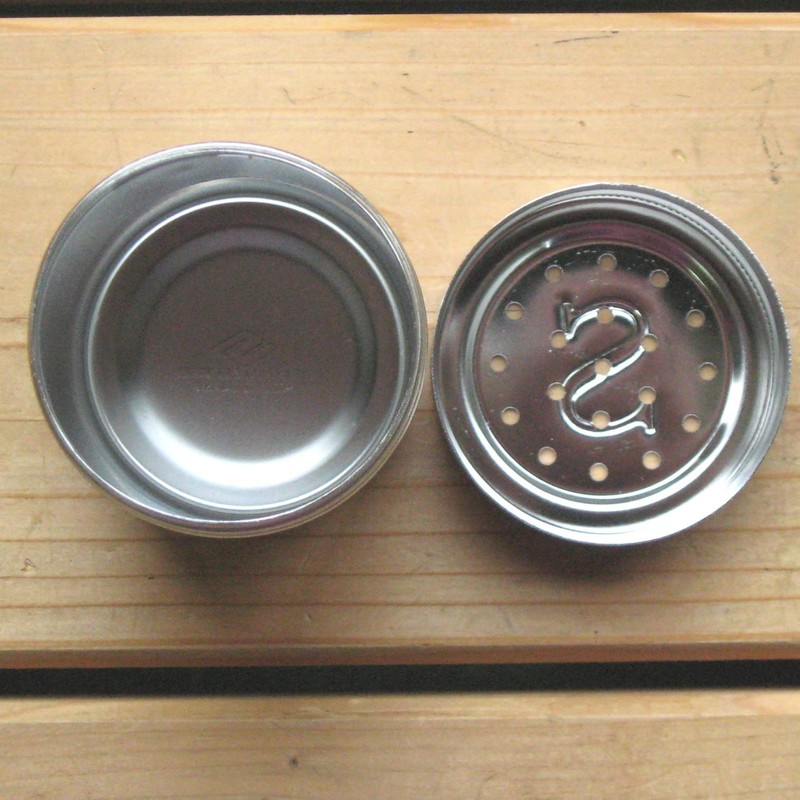 Nagao Tsubamesanjo Seasoning Container, Salt and Pepper Set, Stainless Steel,