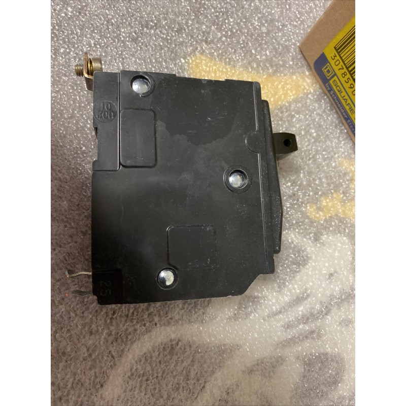 Square D QOB120 SQUARE D BOLT-ON CIRCUIT BREAKER 20 AMP