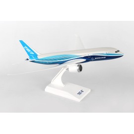 Daron Skymarks Boeing House 787-8 with Spinning Engines, 1/200-Scale
