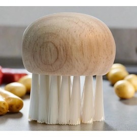 Cuisinox Mushroom Brush with Ergonomic Beechwood Handle | Premium Natural Bristle Vegetable Cleaning Brush | Gentle Scrubber for Mushrooms, Potatoes &