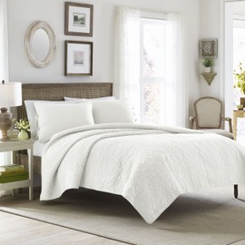 Laura Ashley Felicity Collection Quilt Set-100% Cotton, Reversible, All Season Bedding with Matching Sham(s), Pre-Washed for Added Softness, Twin, White