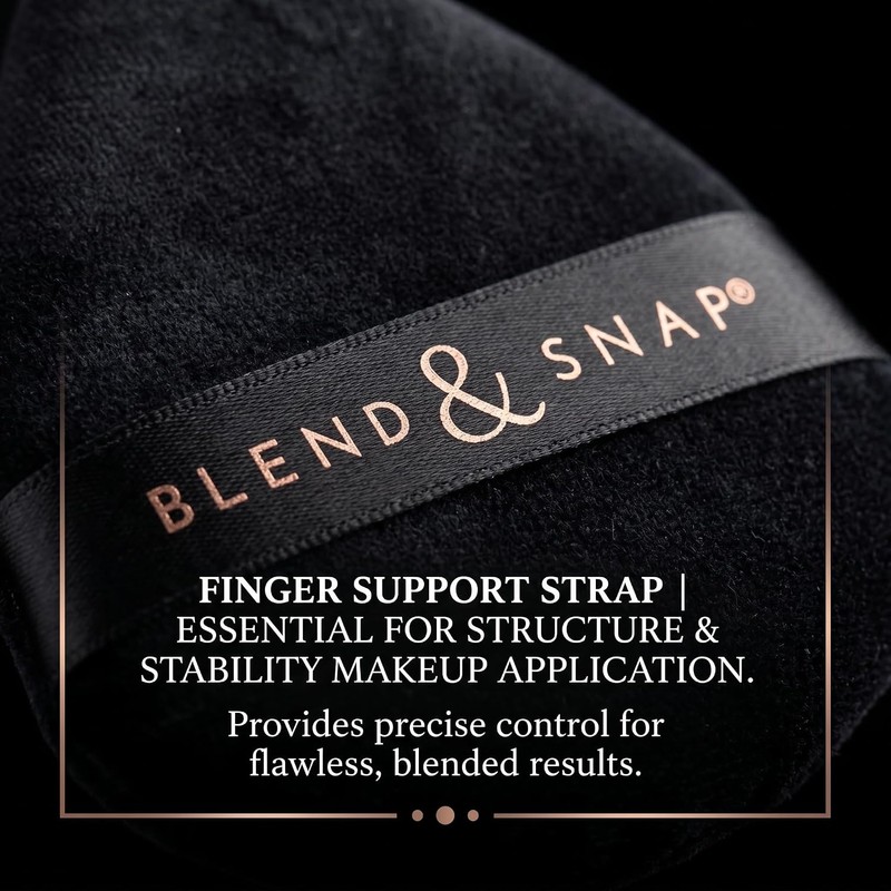BLEND & SNAP Large Velour Triangle Makeup Puff for Smooth