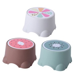 Abaodam 3Pcs Cartoon Stools Durable Fruit Pattern Step Stools for Portable Bathroom Footstools Comfortable Seating for Boys and Random Colors