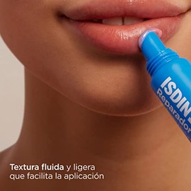 ISDIN reparador labial fluido con acido hialuronico. protege y repara los labios, la nariz y la zona perioral, textura fluida y ligera, 10ml