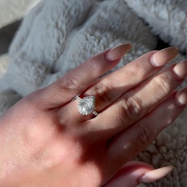 Engagement Rings for Women Wedding Promise Ring - Sterling Silver Rings for Women 1 Carat D Color VVS1 Pear Shaped Crushed Ice Diamond, 18K White Gold Plating Women's Diamond Rings Ideal Gift for Her