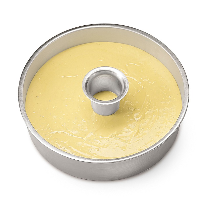 Wilton Decorative Preferred Heating Core Bakeware