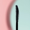 Essence Curl Fixing Lash Base