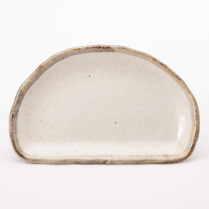 Mino Ware White Karatsu Half Moon Plate K51228