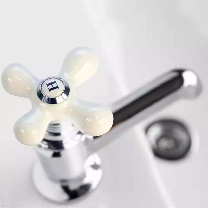 All Brands DANCO Replacement Cross Arm Handle in White