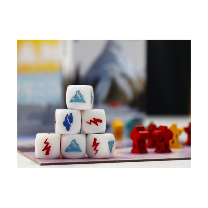 Iello | High Risk | Board and Dice Game |