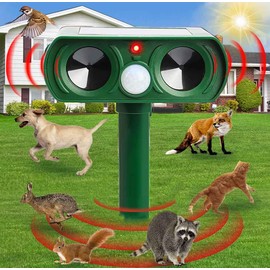 Solar-Powered Ultrasonic Animal Repellent with Motion Sensor, Waterproof Deer Repellent Device, Perfect for Outdoor Yards, Effective to Repel Deer, Coyotes, Raccoons, and Cats
