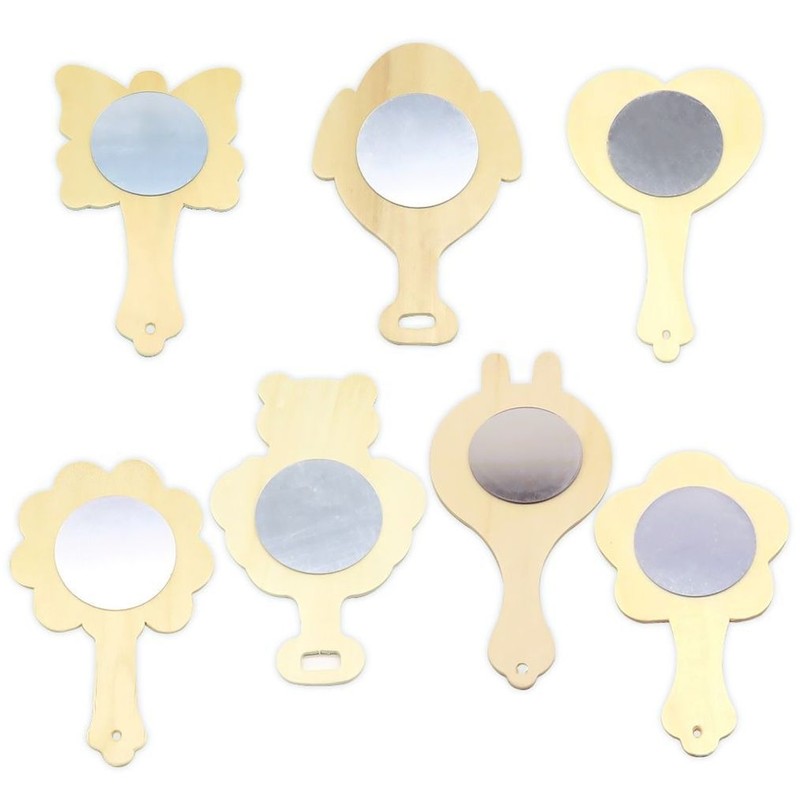 Making a makeup mirror with a wooden handle Hand mirror