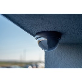 UNITEC Dummy Camera with Motion Sensor Surveillance Operation Deterrent Thieves and Burglars Round Black