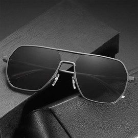 Mens Polarised Sunglasses Classic Pilot Style Sunglasses for Men and Women，Black Sunglasses Mens，Driving Sunglasses Mens