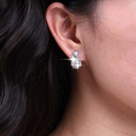 TseenYi Boho Crystal Tear Bridal Earrings Silver CZ Tear Dangle Earrings Vintage Pearl Stud Earrings Pear Cubic Zircon Drop Earrings Rhinestone Water Drop Earrings Jewellery for Women, Crystal