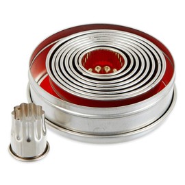 thermohauser Round and Wavy Cookie Cutter Set (Stainless Steel) 9-Piece Diameter 5.0-14.1 cm Packed in Tin Storage Tin