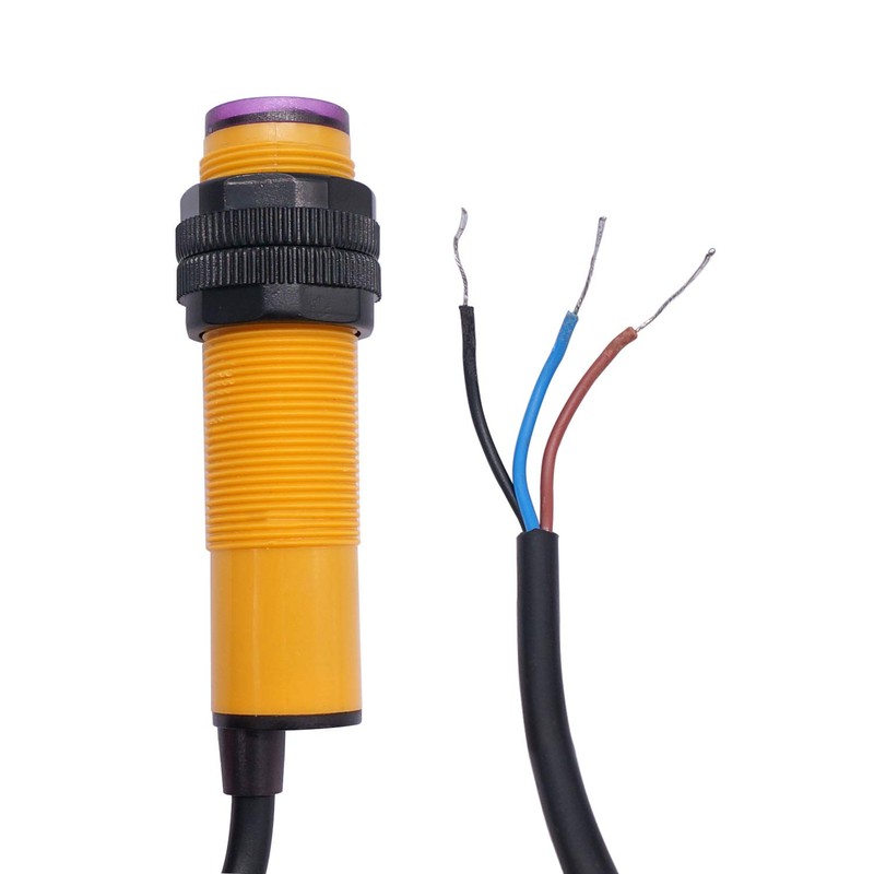 Taiss/30 cm Adjustable M18 Diffuse photoelectric Switch Sensor Optical dc