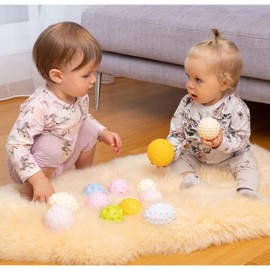 GERARDO'S Toys Small Ball Set with 7 Balls of Different Textures for Children and Babies, Non-Toxic and BPA Free