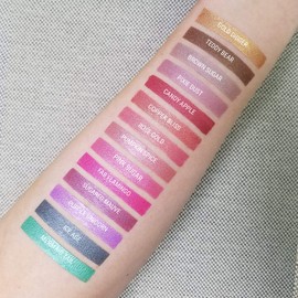 Aromi Metallic Liquid Lipstick | Long-lasting, Smear, Smudge, + Transfer Proof, Waterproof, Light, Baby Pink Lip Color with Shimmery Finish, Paraben + Phthalate Free (Pink Sugar)