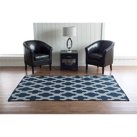 Linon Salonika Quatrefoil Reversible Woven Wool 5'x8' Rug in Blue