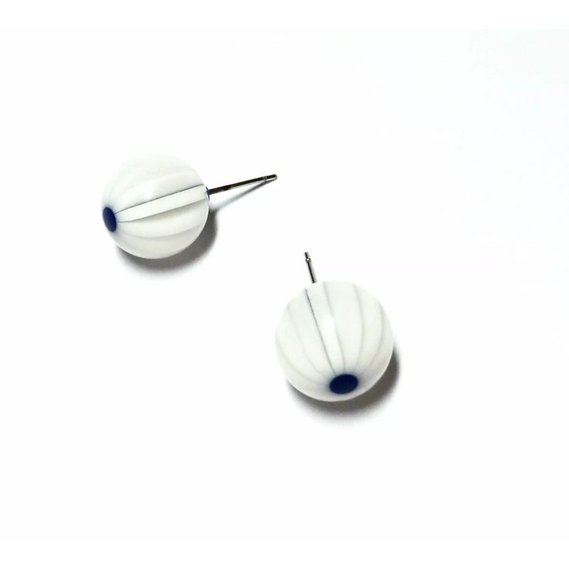 White Daisy Flower Ball Stud Earrings