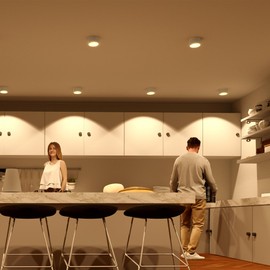 SSC-LUXon CELI-X LED Surface-Mounted Spotlights Flat Set of 4 with Large Light Surface - LED GX53 with 5 W Warm White 230 V - Surface Mounted Spotlight Round