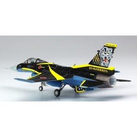 PLATZ 1/144 Air Self-Defense Force F-2A 8th Squadron 60th Anniversary Paint Machine Plastic Model PF-44