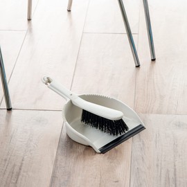 Addis Dustpan and Soft Brush Set, Linen Cream