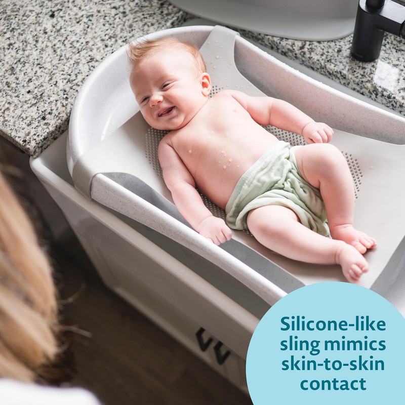The First Years Rain Shower Baby Bathtub Set - Includes
