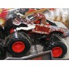 Monster Jam 2-Pack Series 22 Grave Digger vs Zombie