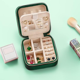 Jewelry Boxes For Women Travel Jewelry Case, Jewelry Travel Organizer | Small Jewelry Box for Women, Jewelry Travel Case | Earring Organizer with Mirror Small Portable (Green)