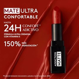 ésika - Labial Addiction Matte 4g | Labial en Barra Mate con Ácido Hialurónico y Vitamina E, Ultra Cremoso, 24H Confort e Hidratación (Rojo Ilusión)