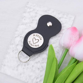 Sudaporn Pocket Hug Token for Daughter Inspirational Encouragement Gifts for Women Daughter Birthday Christmas Gifts for Daughter Daughters To My Daughter Keychain Gifts from Mom And Dad