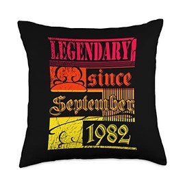 40th Birthday Legendary since September 1982 Vintage Retro Throw Pillow