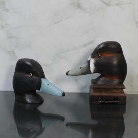 CVHOMEDECO. Primitives Hand Engraving and Painted Wood Duck Head Decor Farmhouse Figurine Decorative Accents, Set of 2