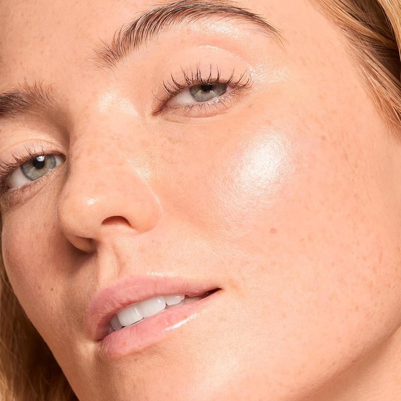 Colourpop Highlight Dewey Liquid Highlighter - Ultra-reflective face and body