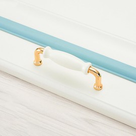 ZONADAH Set of 4 Cabinet Ceramics & Gold Plated Handles, Hole Distance 96mm, White Ceramics Cabinet Pull Handles, Furniture Drawer Cabinet Copper Cup Drawer Handles for Cupboard Wardrobe Dressers