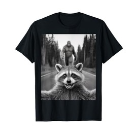 Scared Raccoon Selfie With Sasquatch Bigfoot , Funny Raccoon T-Shirt