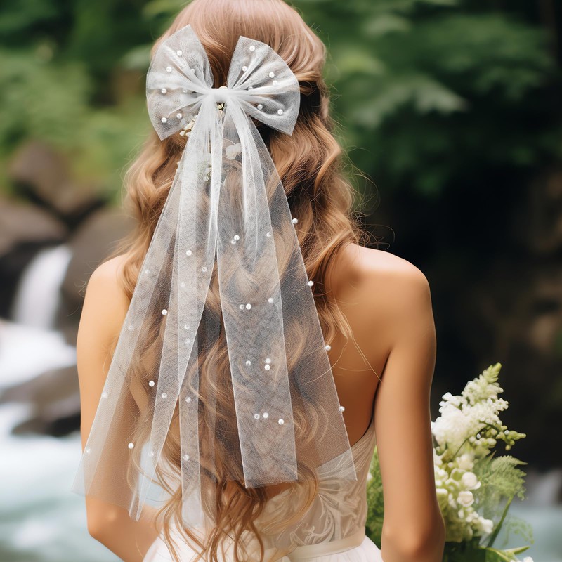 Bridal Veil Hair Clip, Bachelorette Party Veil with Pearls Elegant
