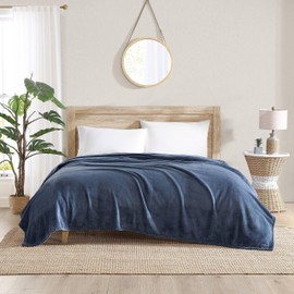 Tommy Bahama - Queen Blanket, Ultra Soft Plush Fleece Bedding, Cozy & Warm Home Decor (Medium Blue, Queen)