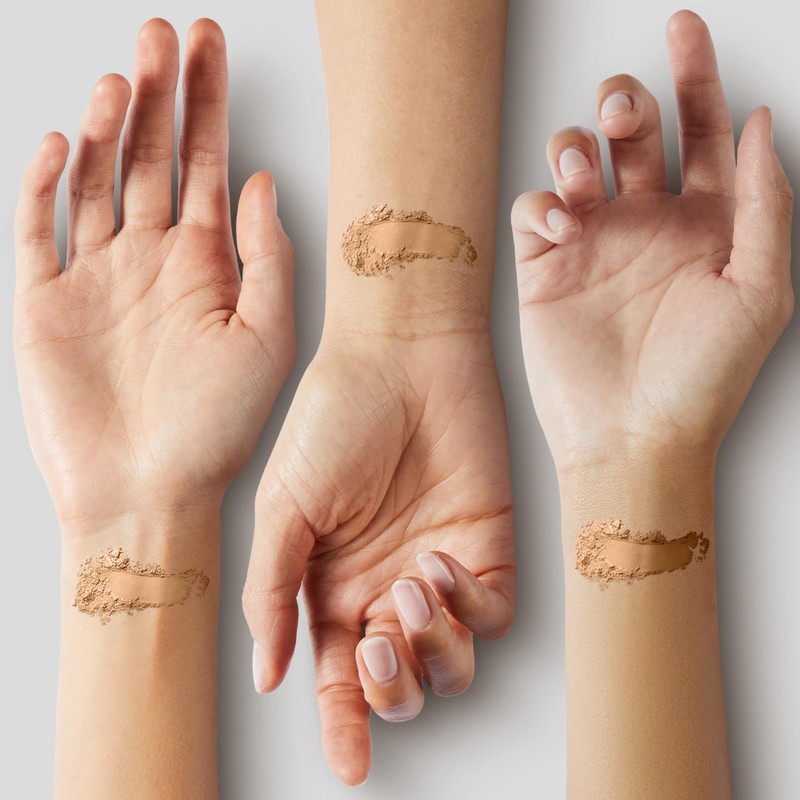 NEW HUDA BEAUTY Easy Bake Loose Baking and Setting Powder