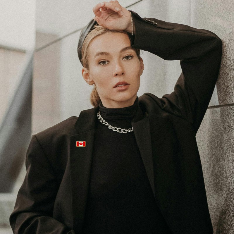 12/25/50/100 pieces small rectangle Canada flag Lapel pins badge bulk