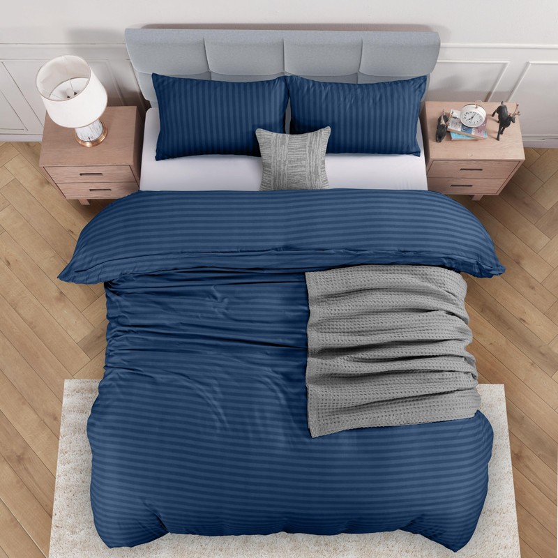 Utopia Bedding Utopia Bedding Double Striped Navy Print Duvet Cover