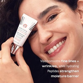 First Aid Beauty- Crema para ojos con retinol, escualano y ceramidas: suaviza visiblemente las líneas finas y las arrugas alrededor de los ojos.