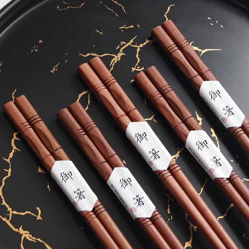 5 Pairs Natural Wooden Chopsticks Reusable Classic Japanese Style Chop