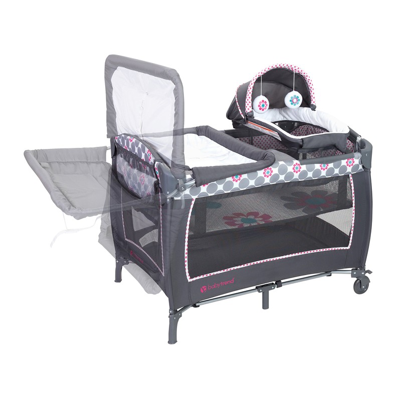 Baby Trend Lil' Snooze™ Deluxe II Nursery Center® Playard, Daisy