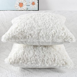 NIULAA Soft Plush Cushion Cover, 45 x 45 cm, Set of 2, White Decorative Cushion Covers, Fur, Fluffy Cushion Cover, Luxury Decorative Cushion, Sofa Cushion, Faux Fur Cushion for Sofa, Living Room,
