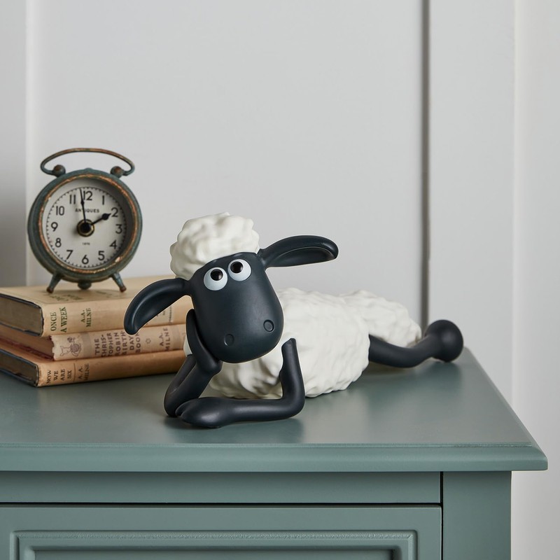 Lights4fun LED Shaun the Sheep™ Table Lamp with Remote Control