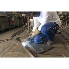 Kneetek Knee Cushion FR 200 | 470 x 320 x 23 mm | Self-extinguishing & Flame Retardant | Optimal Relief When Working on Knees | Knee Protection Pads Suitable for Craftsmen and Construction Workers