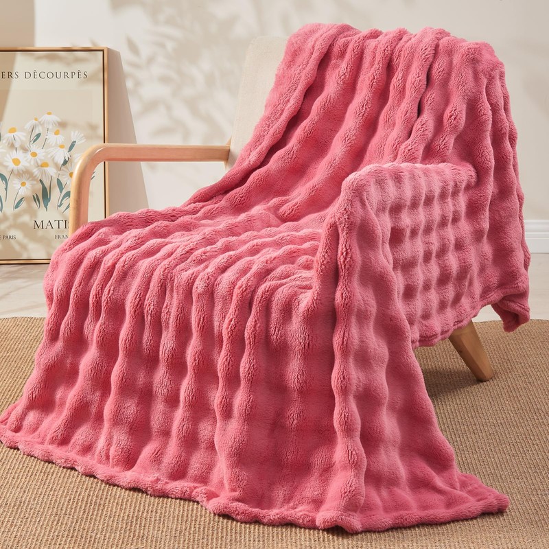 NEWCOSPLAY Throw Blanket for Couch Coral Pink Super Soft Flannel